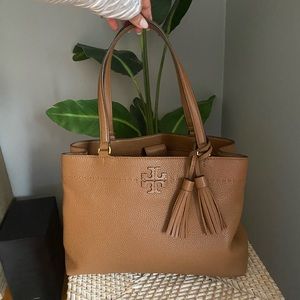 Tory Burch McGraw triple compartment tote GREAT condition